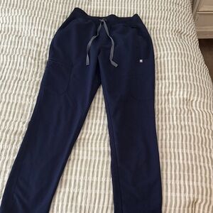 Figs Navy Straight leg scrubs